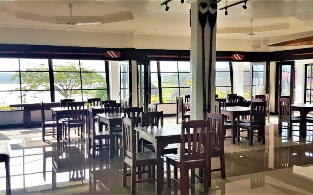 Veranda Suites and Restaurant