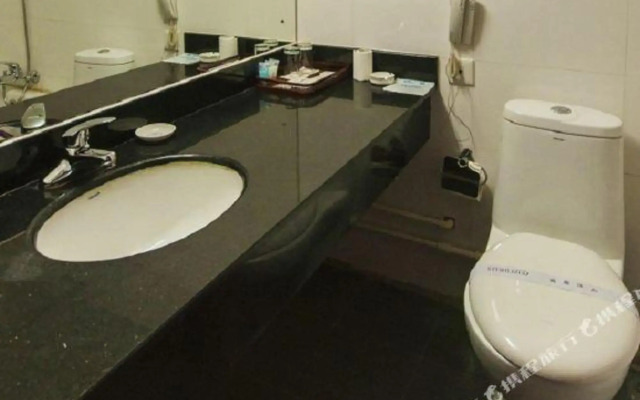 Zunhua International Hotel