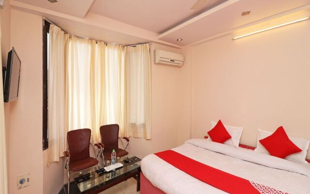 OYO 13884 Holiday Homes