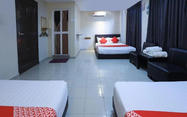 OYO 90245 Dkeris Hotel Melaka