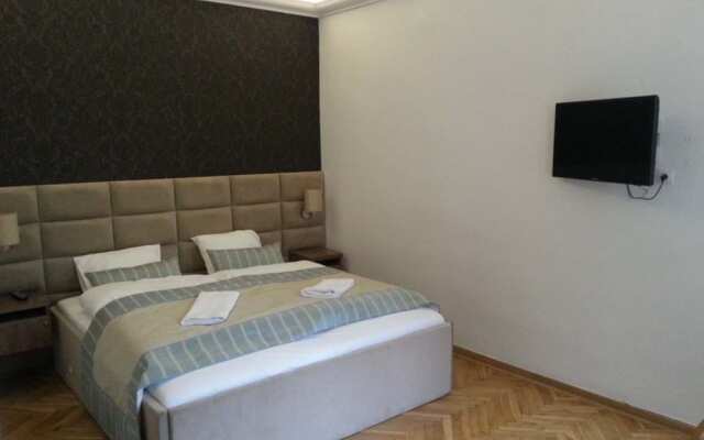 Hostel Chmielna 5 Rooms & Apartments