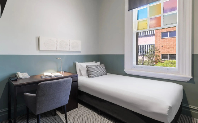 Vulcan Hotel Sydney