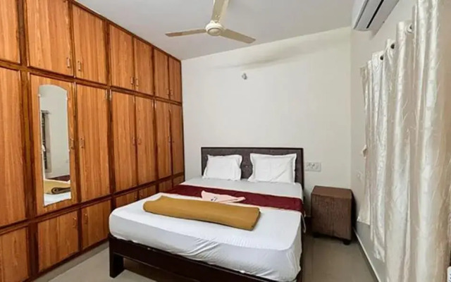 Fabhotel Royal Grand Ii