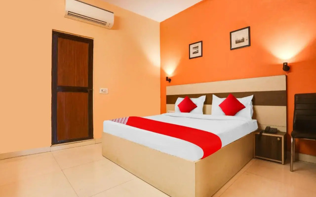 OYO Flagship 80701 Gour Stay Inn