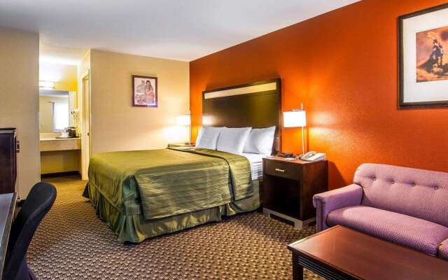 Quality Inn Holbrook near Petrified Forest