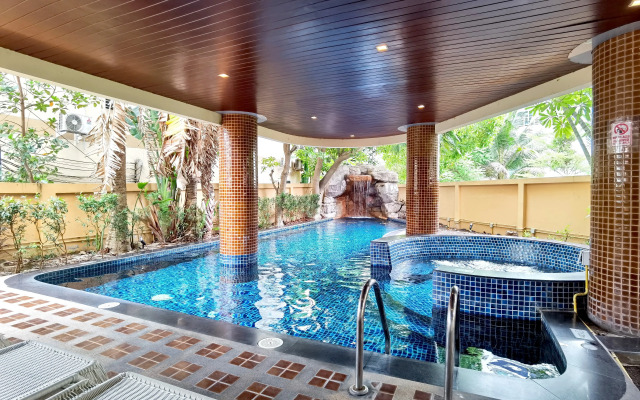 Nova Gold Hotel (SHA Extra Plus)