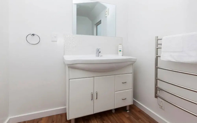 Awesome Central Christchurch Townhouse