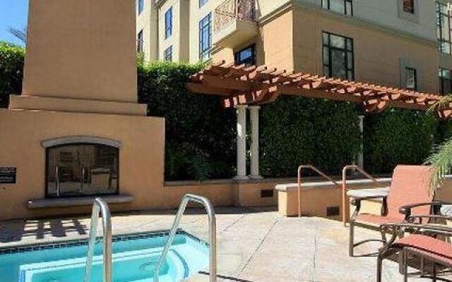 Pasadena Gateway Villas Apartments