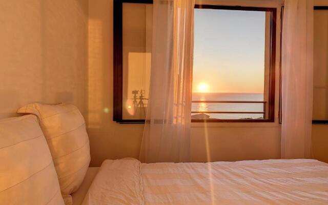 2br apartment with parking near Monaco