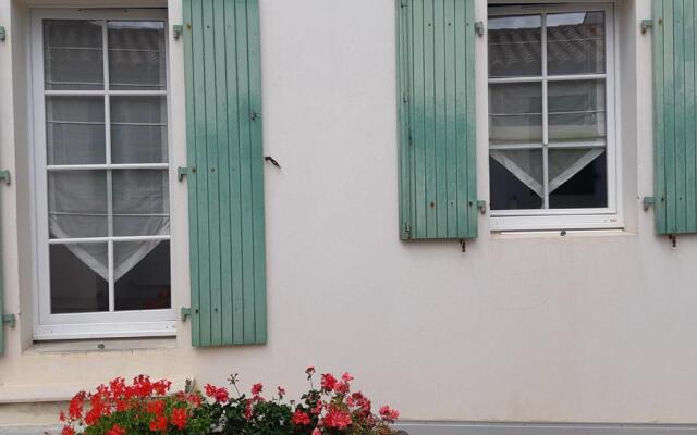 Appartement Saint-Martin-de-Ré, 2 pièces, 4 personnes - FR-1-544-7