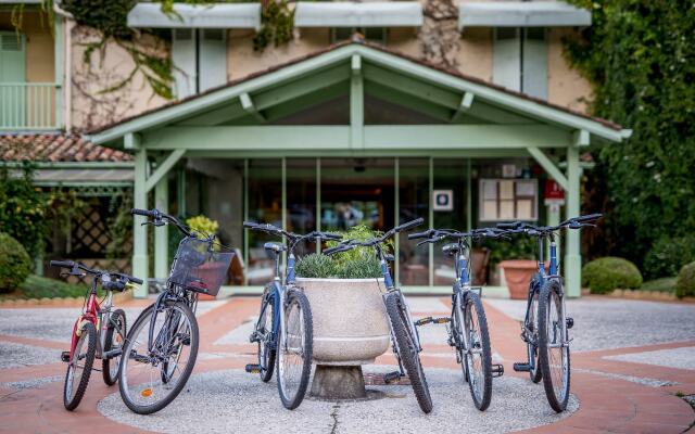 Logis Hôtels- Hôtel et Restaurant Domaine de Fompeyre