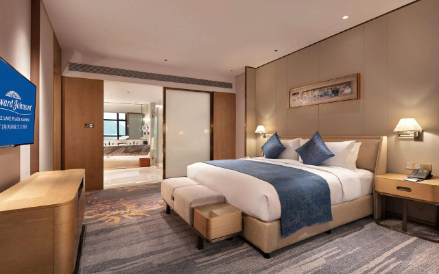 Howard Johnson by Wyndham Jimei Lake Plaza Xiamen