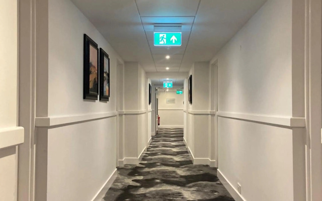 London Chigwell Prince Regent Hotel, BW Signature Collection