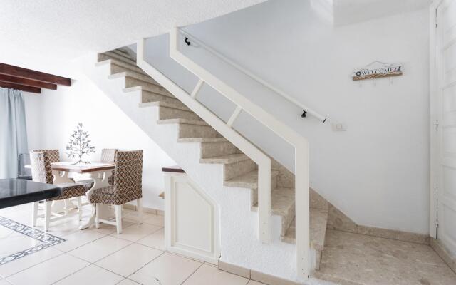 Home2Book Las Américas Beach & Pool