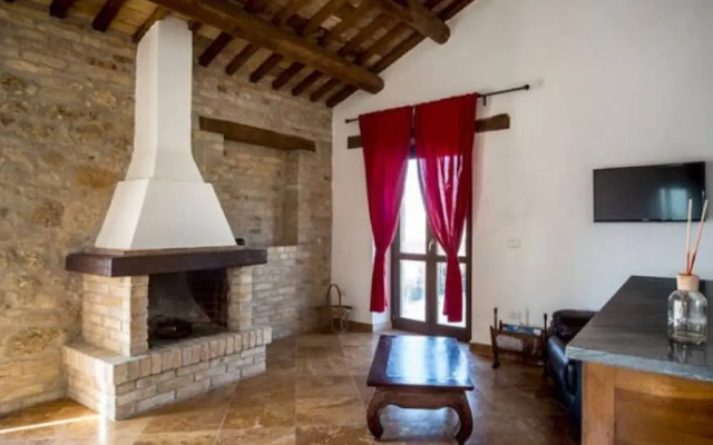 Apartment in Ascoli Piceno With Swimming Pool