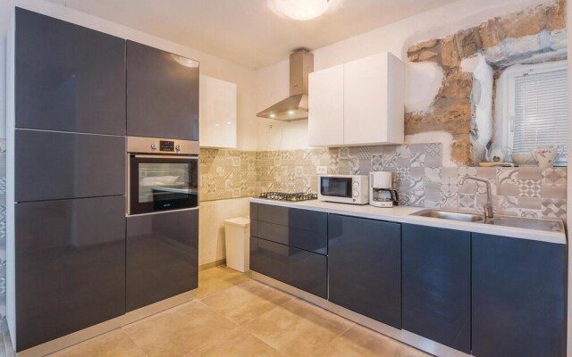 Stunning Home in Ruzici With Wifi and 3 Bedrooms