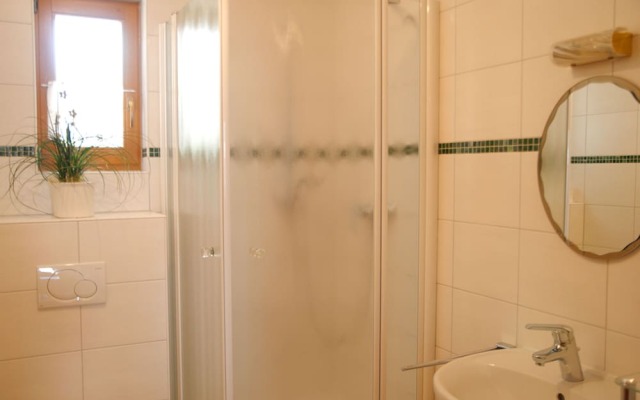 Weingut & Ferienwohnungen Kirch