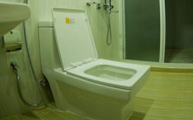 Royal Pearl Inn Hotel