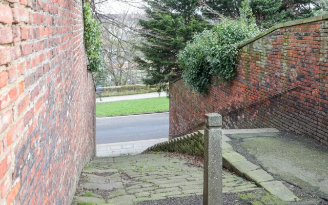 20A St Hilda's