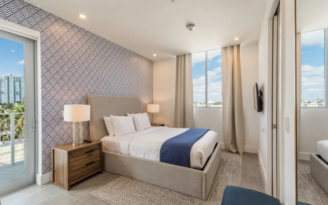 VHC Luxury Apartments 538-203