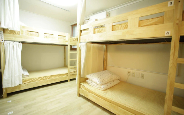 Zibro S Guesthouse