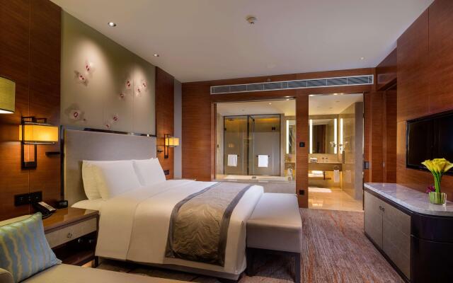 DoubleTree by Hilton Guangzhou Science City-Free Shuttle Bus Service During Canton Fair Period