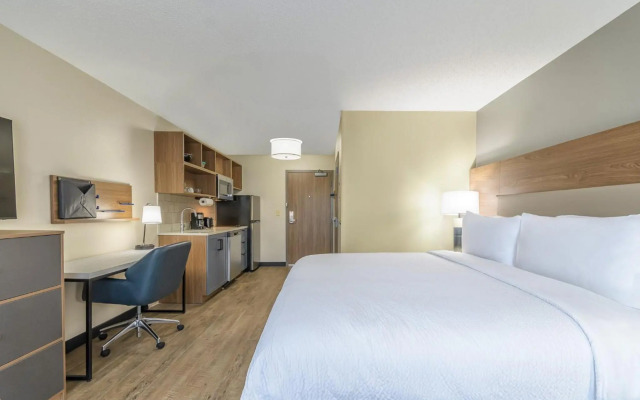 Candlewood Suites Southfield - Detroit by IHG