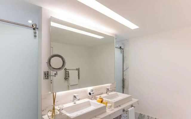 Best Western Premier Americas Fashion