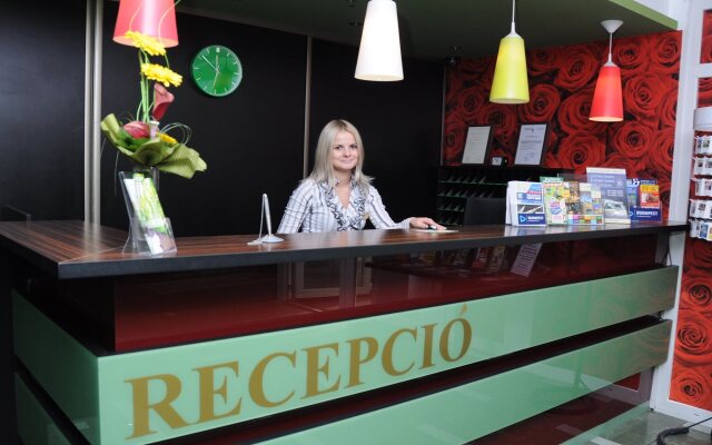 Green Hotel Budapest