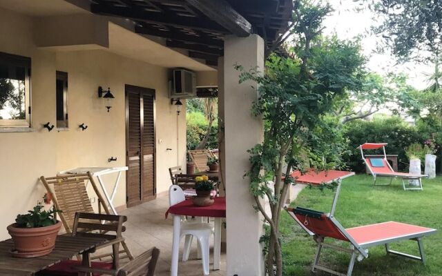 House With One Bedroom In Provincia Di Vibo Valentia, With Shared Pool, Enclosed Garden And Wifi