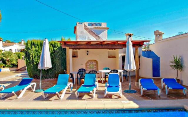 Emilia - holiday home with ocean view and private pool in Benissa