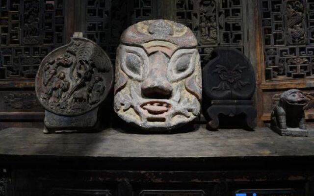 Qujia Courtyard Guesthouse