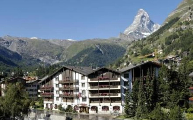 National Zermatt – Matterhorn Views, Sunnegga Gateway & SPA