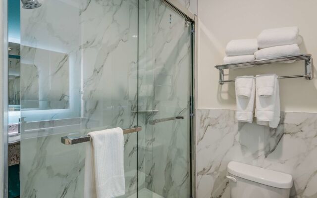 Red Lion Inn & Suites Katy