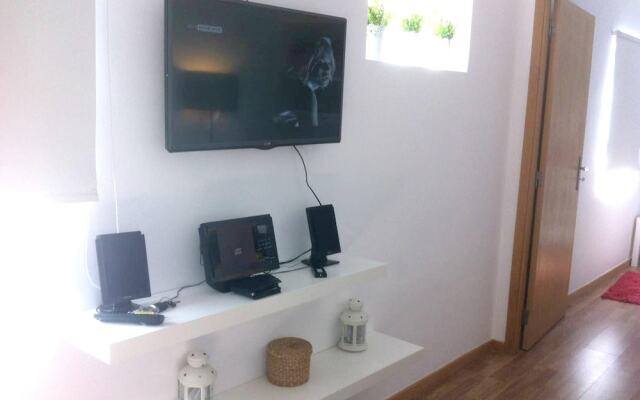 Apartment with 2 Bedrooms in Porto, with Wifi