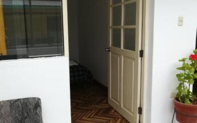 Qente, Hospedaje Familiar