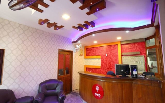 OYO 8964 Malabar Plaza Hotel