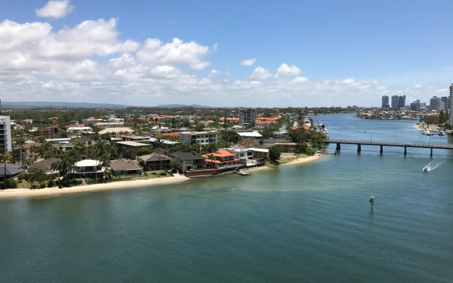 Moorings On Cavill