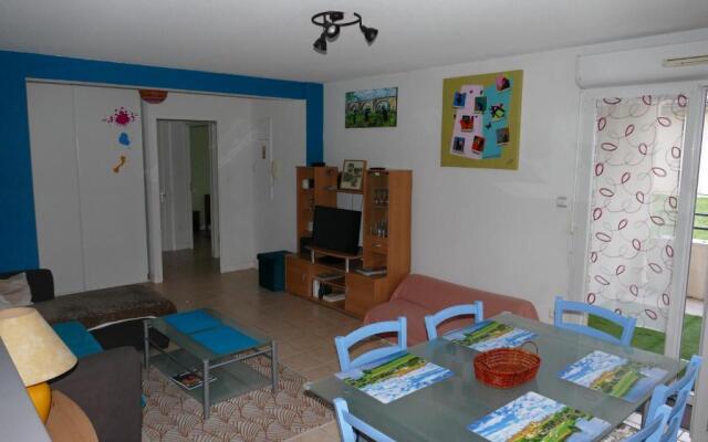 Carcassonne T3 résidentiel rez de jardin piscine, wifi, tennis, fitness