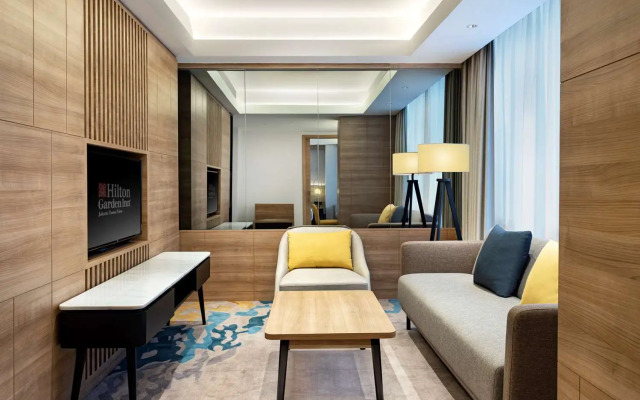 Hilton Garden Inn Jakarta Taman Palem