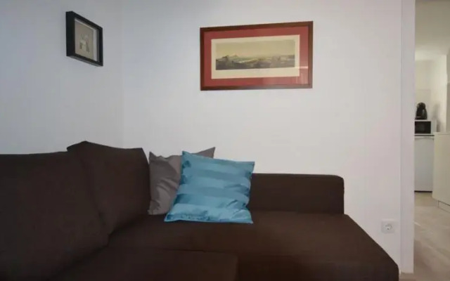 D'almedina House
