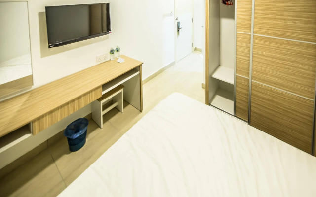 Crystal Garden Hotel (Seri Kembangan)