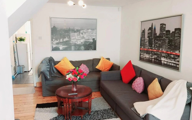 Beautiful 3-bed House in Chatham