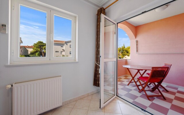 Amazing Apartment in Sibenik With Wifi and 1 Bedrooms