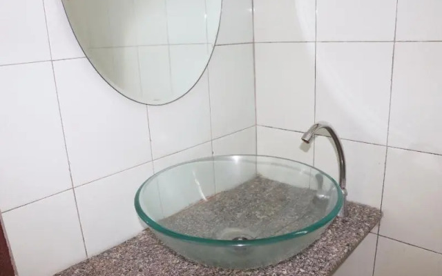 Tipsiri Place by OYO Rooms