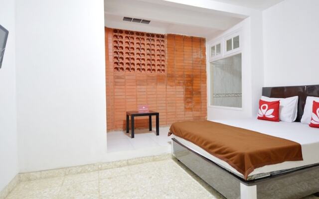 ZEN Rooms Kemang G17 Syariah