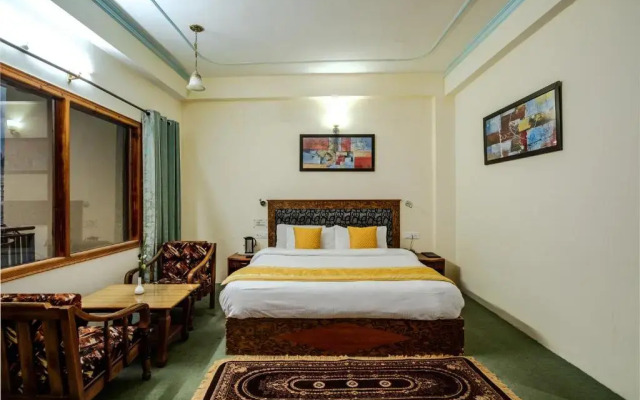 OYO 4581 Hotel Prini Palace