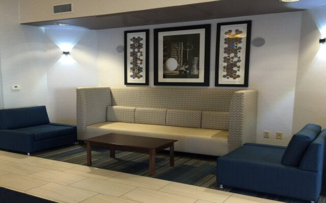Holiday Inn Express Sacramento Airport Woodland by IHG