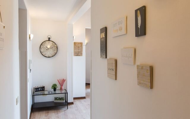 Rental In Rome Rosselli Palace Deluxe 3 Apartment
