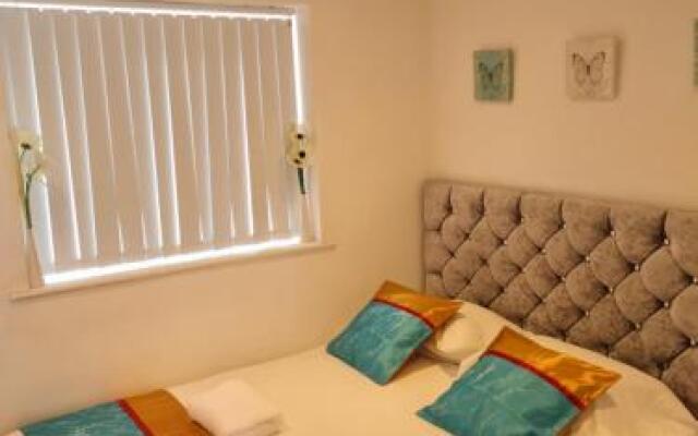 Cosy Self-Contained Studio in Salford Manchester
